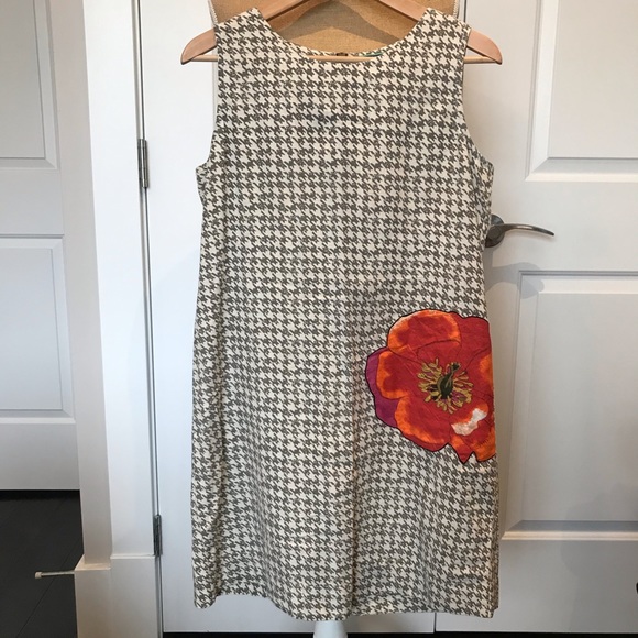 Sleeveless Houndstooth Dress - Picture 6 of 8